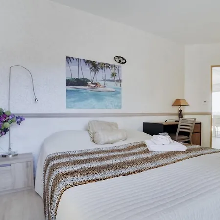 Lagon Bleu Superb Modern With 360 View On The Hills Villa Vallauris